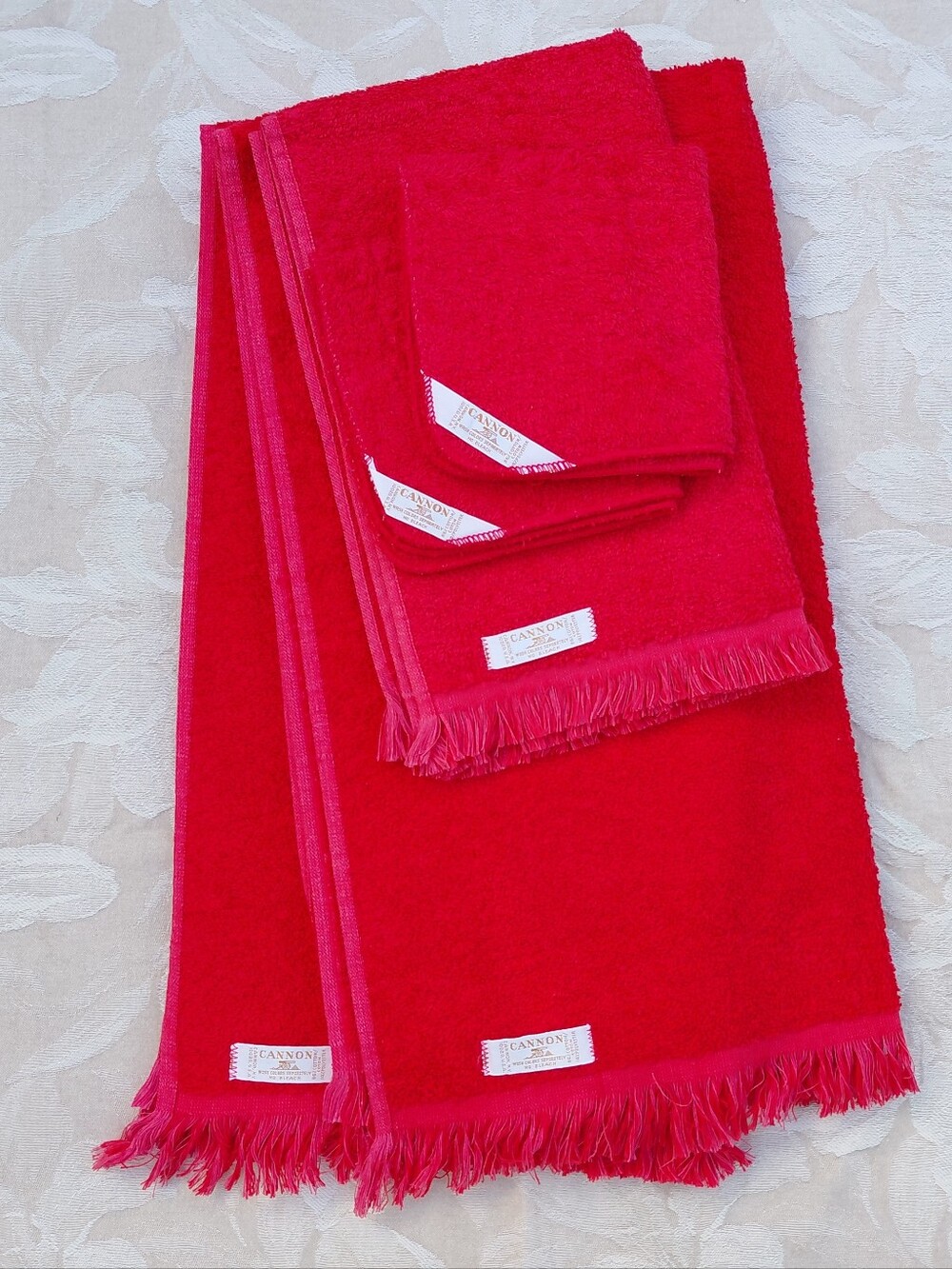 Cannon Red Bath Towel Set